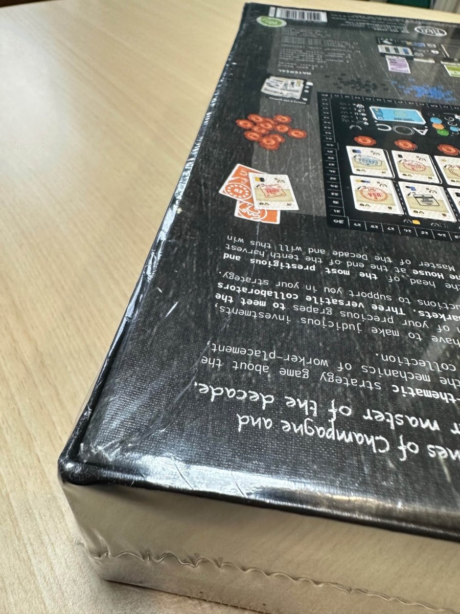 Boîte abîmée - Age of Champagne_Jeu-de-société